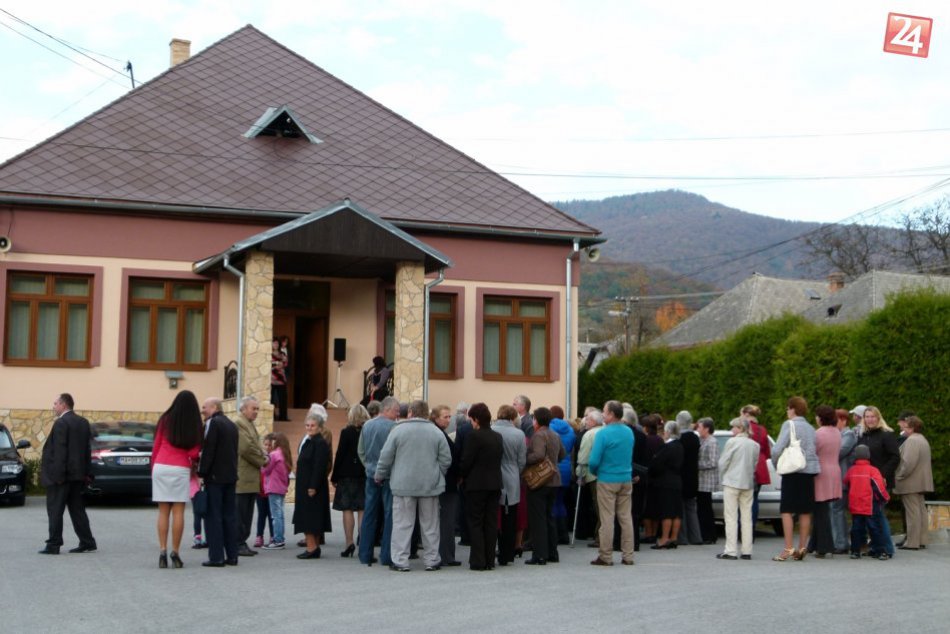 Otvorenie kultúrneho domu v Mokrej Lúke