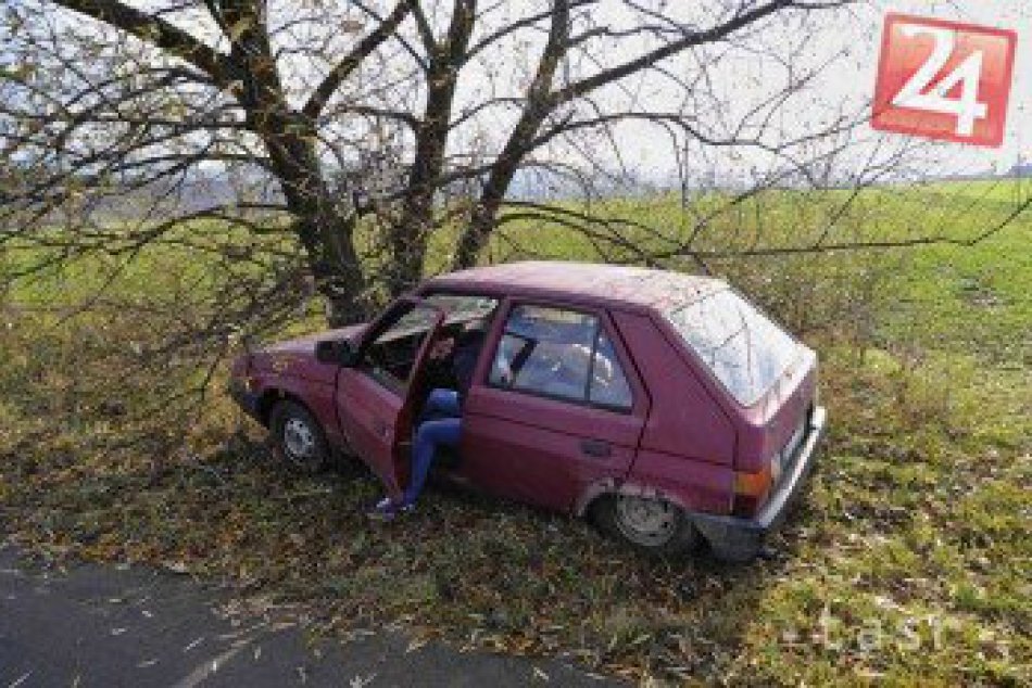 Ľahostajnosť na cestách: Takto vodiči ignorujú vážnu dopravnú nehodu