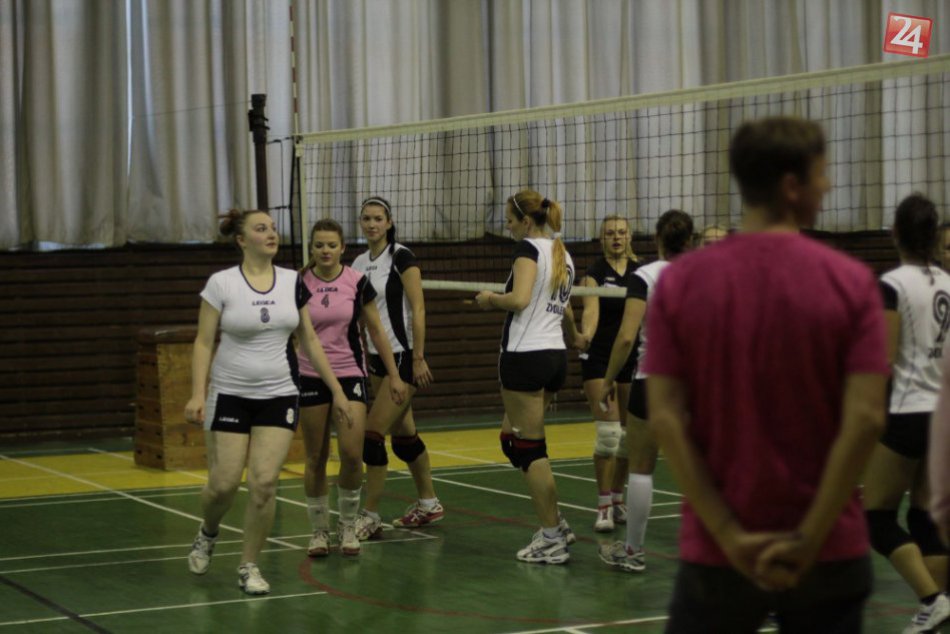 Susedské derby: Zvolenčanky si hladko poradili s hráčkami Detvy