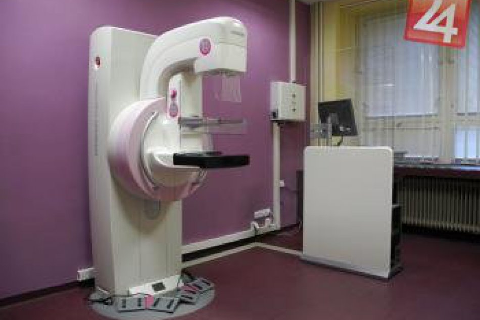 Nový digitálny mamograf na Zemplíne: Vyšetrovať ním chcú aj Humenčanky