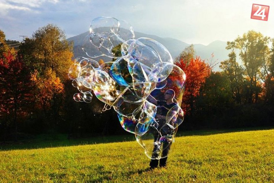 Obrovské bubliny a lietajúca chobotnica