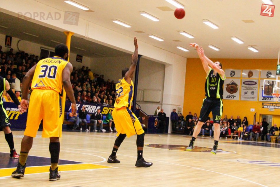 Iskra na chvíľu poľavila. Skoro ju to stálo body