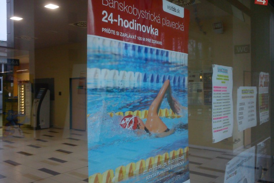 FOTO: Takto to vyzerá na Štiavničkách: Plavecká 24-hodinovka láka malých i veľký