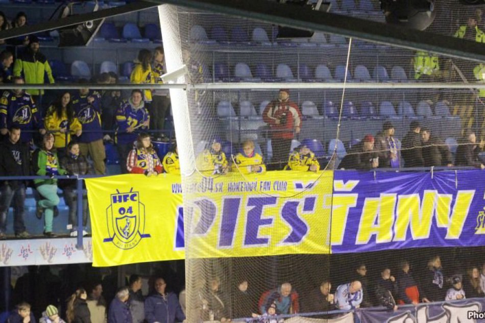 HK Nitra - ŠHK 37 Piešťany