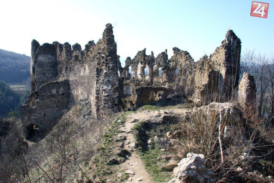 Šášovský hrad: História sa prepisuje