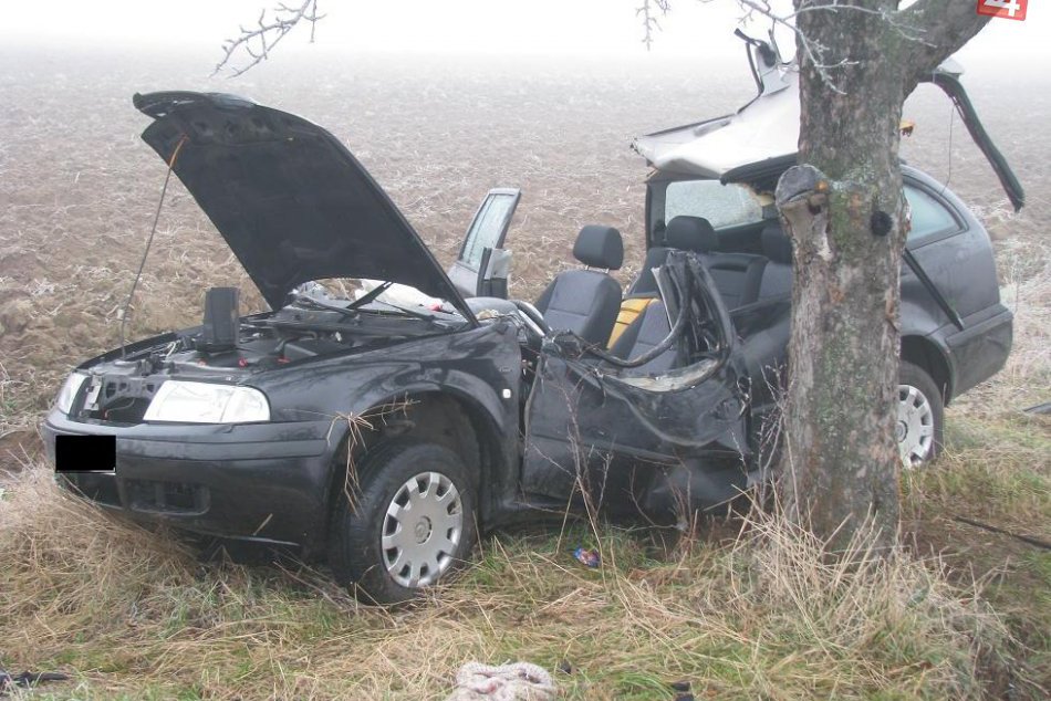 Agnesa (†39) neprežila náraz škodovkou do stromu!