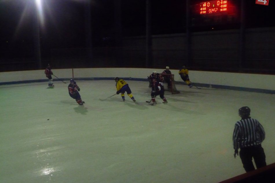 Revúcki hokejisti na rožňavskom ľade