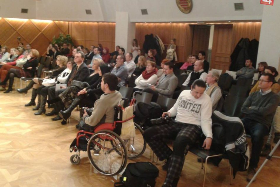 Pod Urpínom sa spájalo kvôli pomoci iným