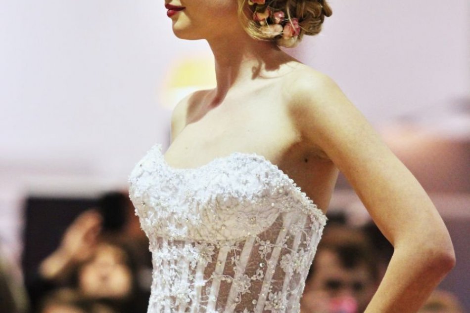 Prehliadka svadobných šiat