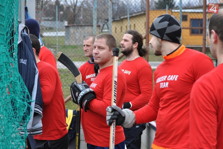 Soccer Cafe vs. Dream Team