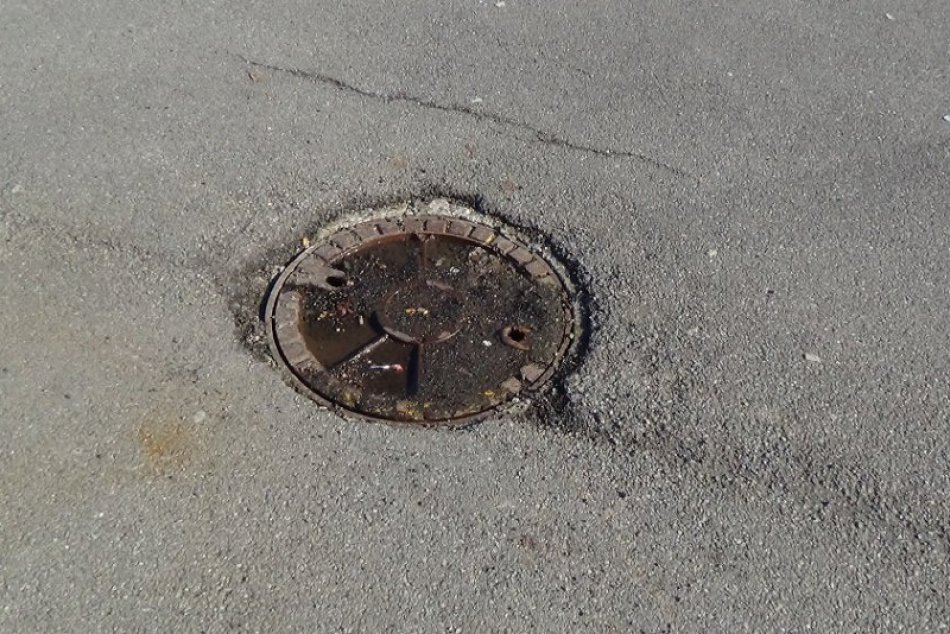 Strašiak pri humenskom zimáku je preč...