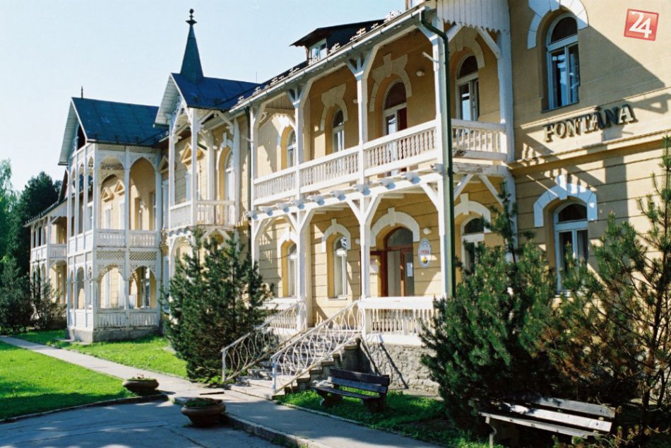 V  Bardejovských kúpeľoch prebieha rekonštrukcia liečebných domov Fontána a Lívi