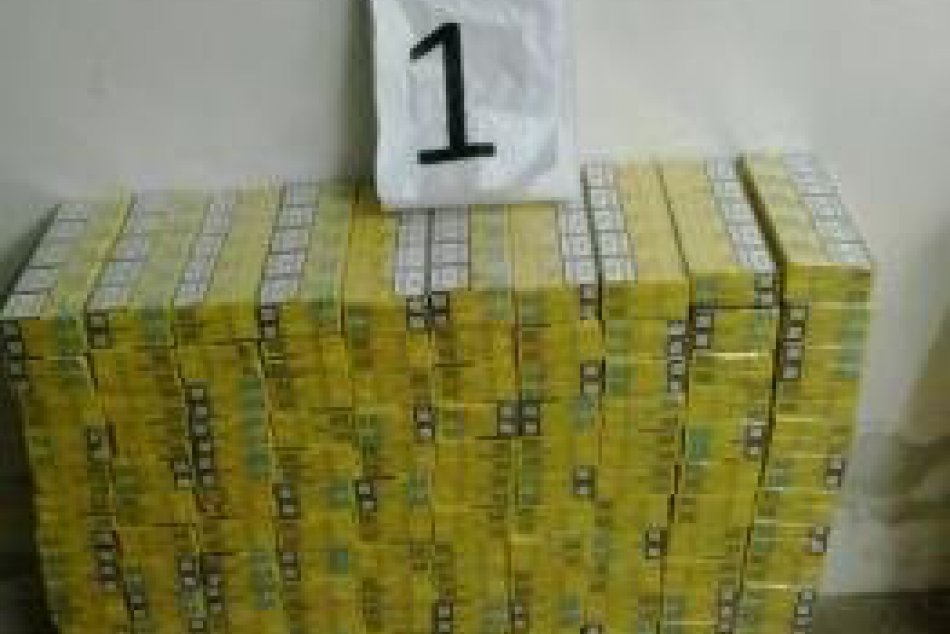 Na východnej hranici zadržala vyše 300 kartónov cigariet