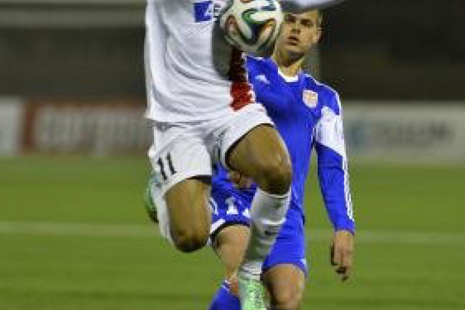 Futbalisti Dukly cestovali do Trenčína: Zápas rozhodli tri góly v poslednej desa