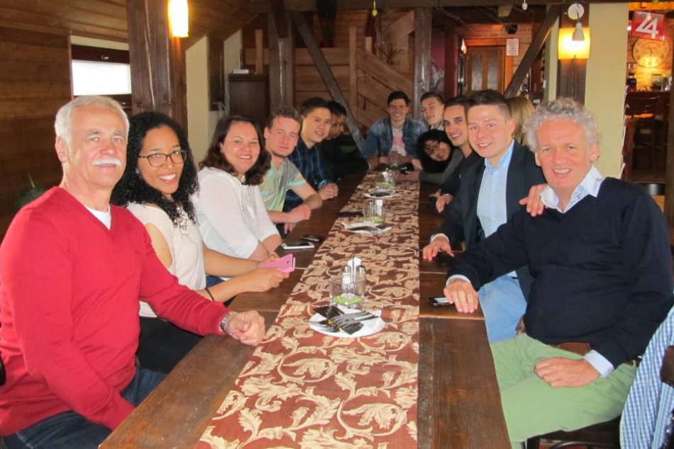 Obchodnú akadémiu navštívili zahraniční študenti