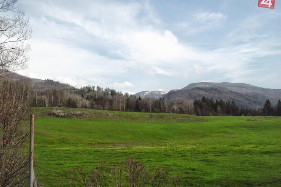 Turisti sa vybrali z Mýta na Stupku