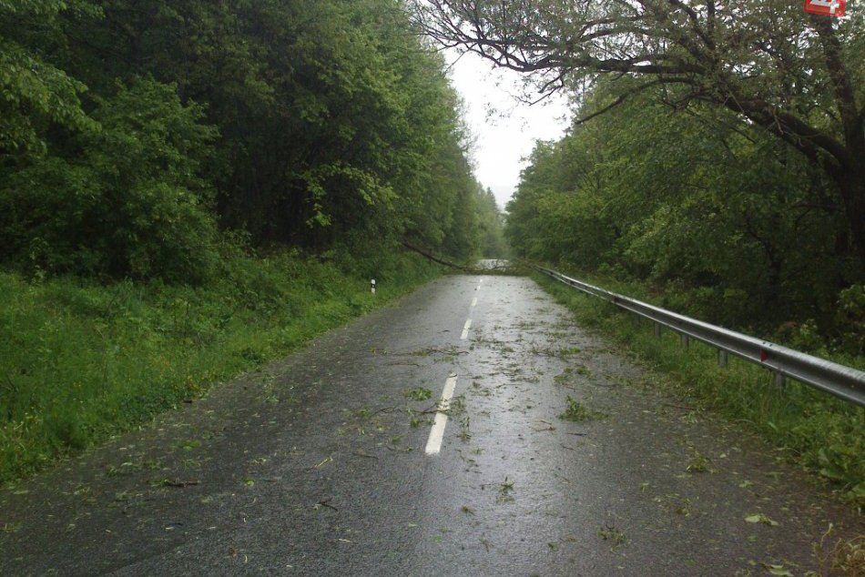 Pre náš okres stále platí výstraha 3. stupňa