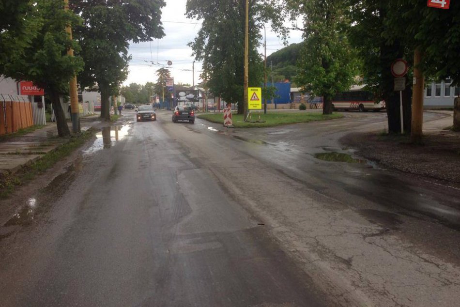 Podvečerňajšie FOTO Budovateľskej ulice v Prešove