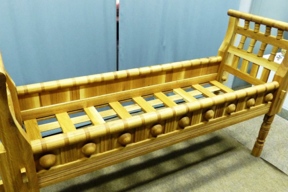 Múzeum predstavilo netypický exponát - repliku kniežacieho lôžka