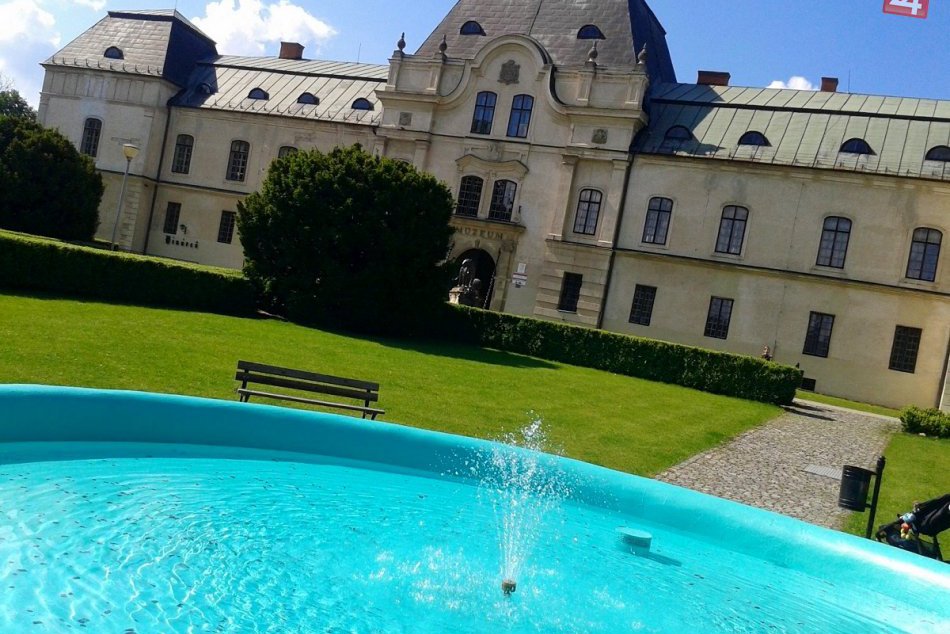 Prípravy na leto v Humennom: Fontány sú spustené, kruháče ožijú farbami FOTO