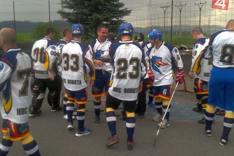 Semifinále hokejbal