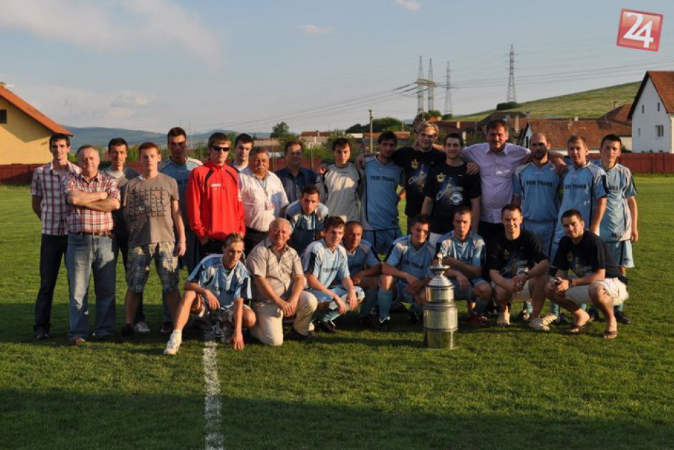 Viete, kde sú Hudáčkovce? Uvidíte tam slovenské hokejové hviezdy