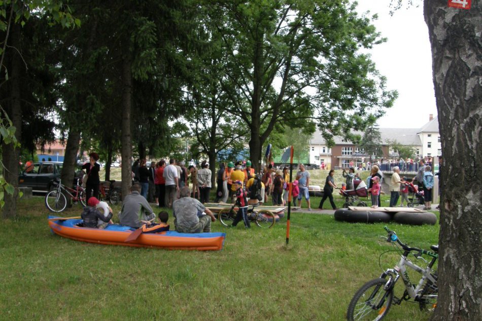 Chrobáky, Flinstonovci aj pobrežná hliadka