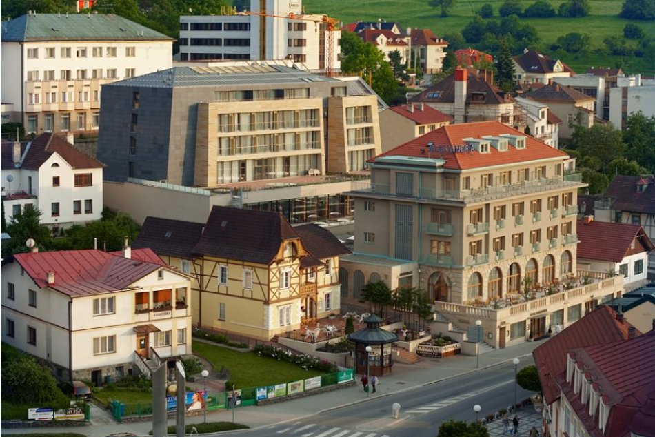 Doprajte si záver roka v českých či slovenských kúpeľoch, alebo na horách