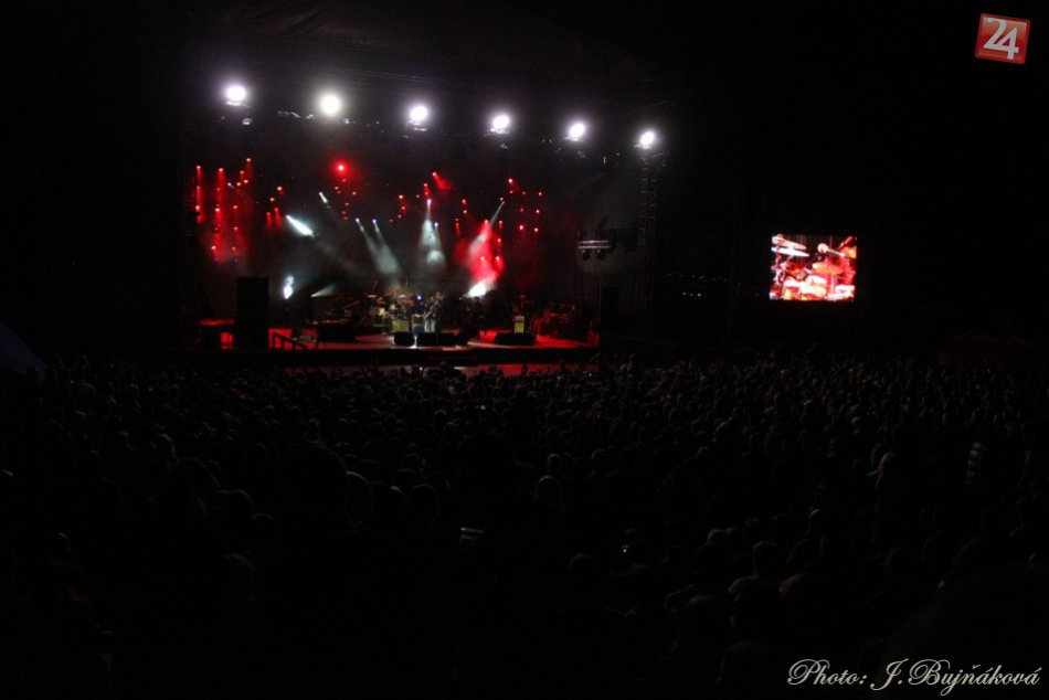Dobrý festival 2014: Prvý deň rozpútal dobrú náladu týmito účinkujúcimi!