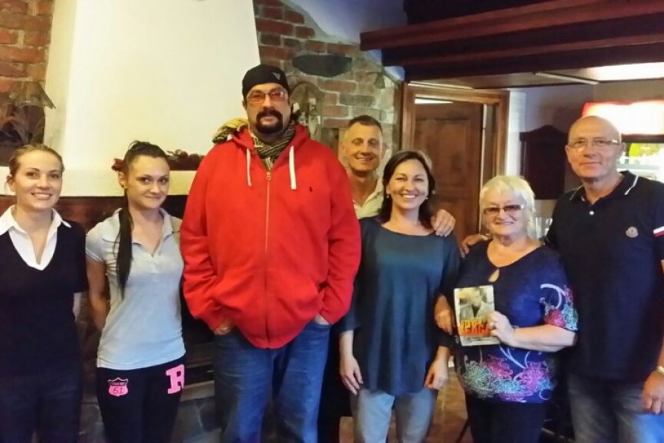 EXKLUZÍVNE! Po stopách Stevena Seagala na Zemplíne: Vieme, čo tu robil po trénin