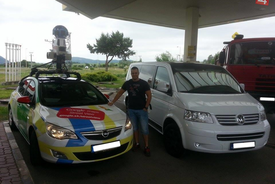 Zastávka na benzínke: Aj Google autá sú len autá... :)