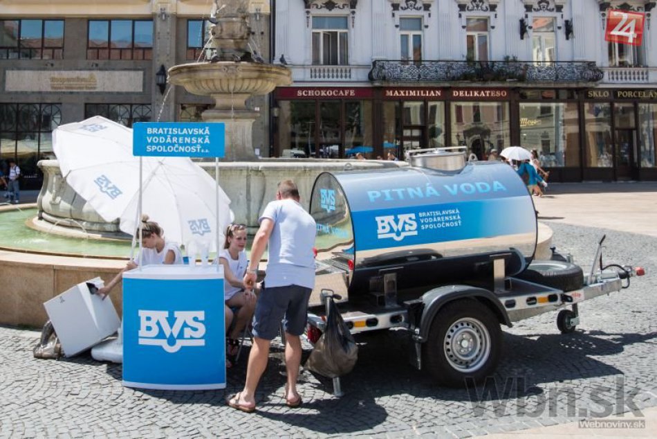 Bratislavčania sa môžu osviežiť z cisterny s pitnou vodou