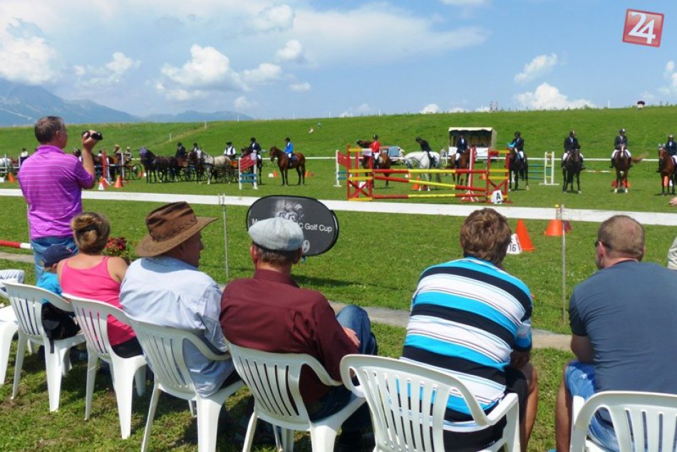 Preteky konských záprahov vo Veľkej Lomnici