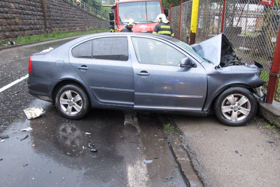 Búračka v Podbrezovej