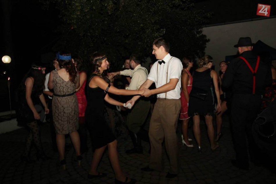 8. augusta 2014: Retrotančiareň v záhrade Múzea Janka Kráľa