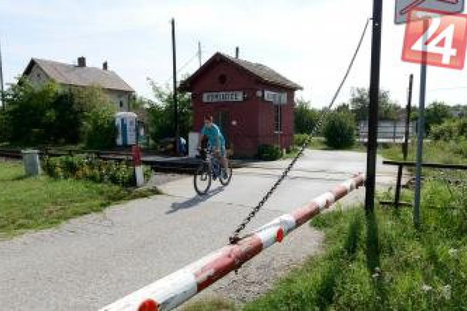 Unikátne závory v Komjaticiach