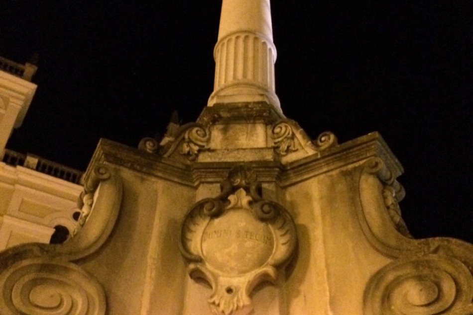 Ńa bystrickom Námestí SNP sa spomínalo na obete totality