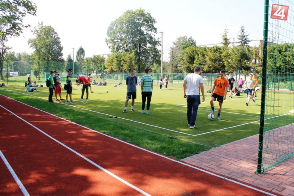 Otvorenie športového ihriska Gymnázium Kukučínova