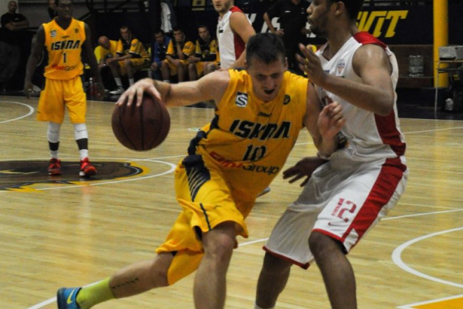 Basketbalisti Iskry odohrali vo Svite prípravný turnaj: Baťov pohár v rukách Nyí