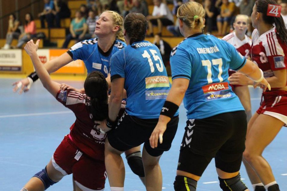 Hádzaná: HK Slovan Duslo Šaľa - DHK Zora Olomouc (23:21)