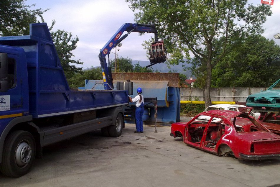 Majitelia autovrakov v Žiline i celom kraji môžu ušetriť za ich odtiahnutie