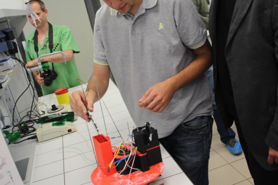 Autentické zábery sondy, ktorá poletí do stratosféry z nášho letiska!