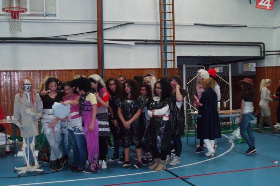 Imatrikulácie na zdravotníckej škole v Rožňave