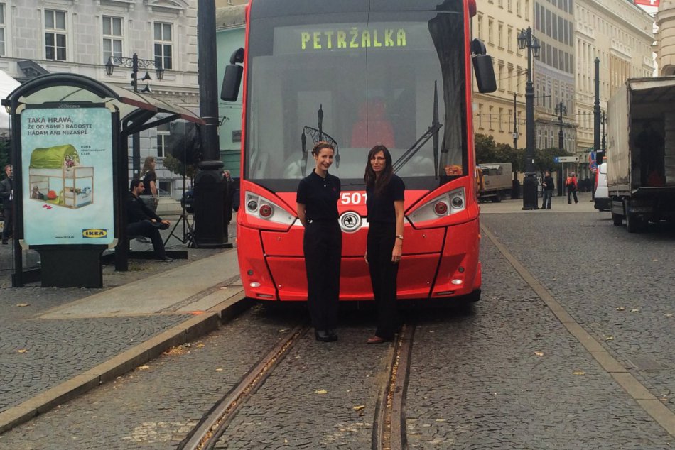 Prvá nízkopodlažná električka v Bratislave