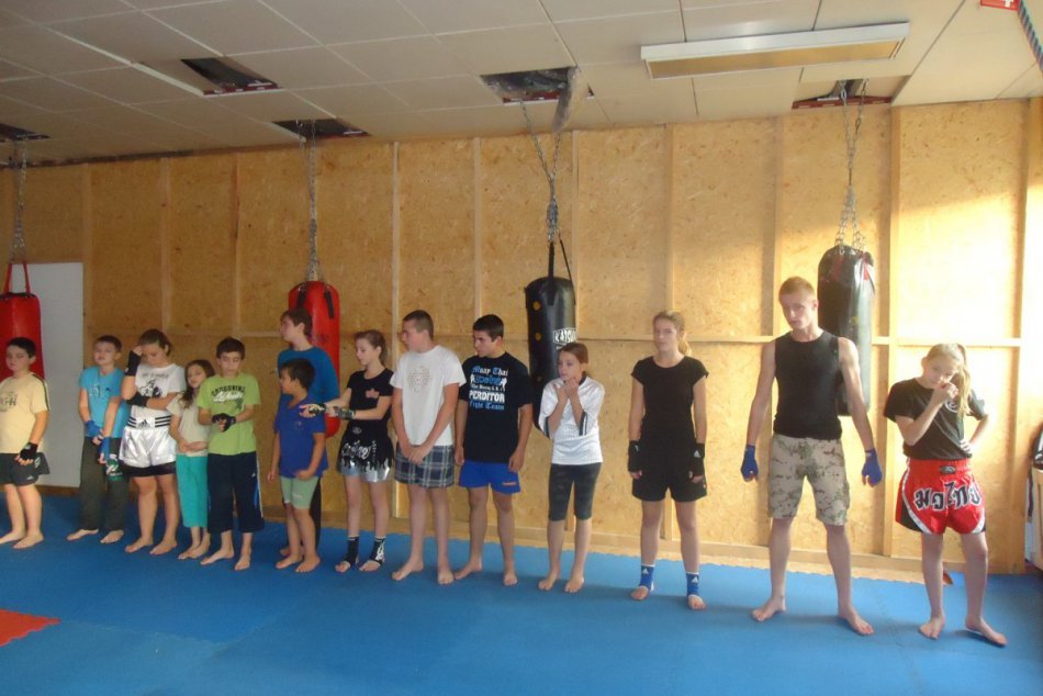 Mladí revúčania dokázali, že kickbox ovládajú