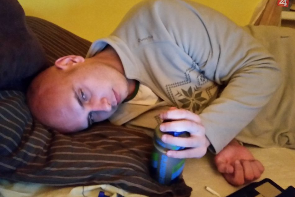 Lekári chorému Radovi (26) nevedia pomôcť: Mladý Humenčan je odhodlaný bojovať!