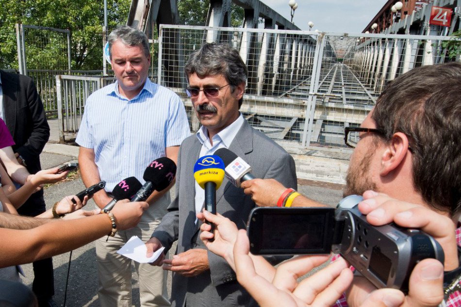 Milan Ftáčnik na archívnych fotografiách