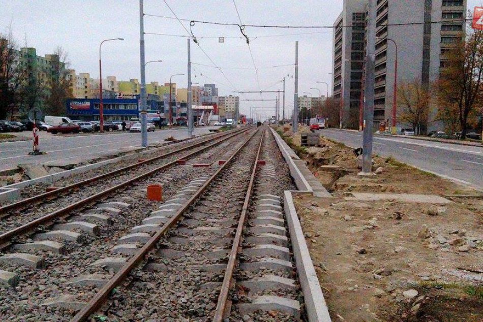 Termín obnovenia električkovej dopravy v Dúbravke sa odkladá