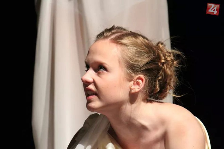 DIVBILINKY  získali na celoslovenskej súťaži dve ocenenia. Porote sa páčil výkon