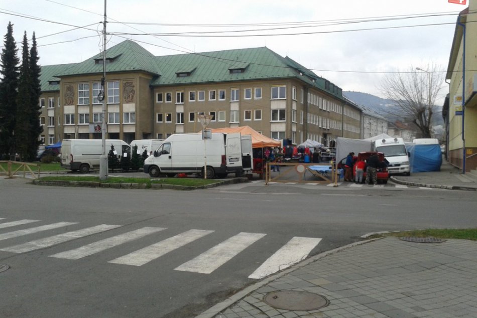 Brezno začala žiť jarmočnou atmosférou